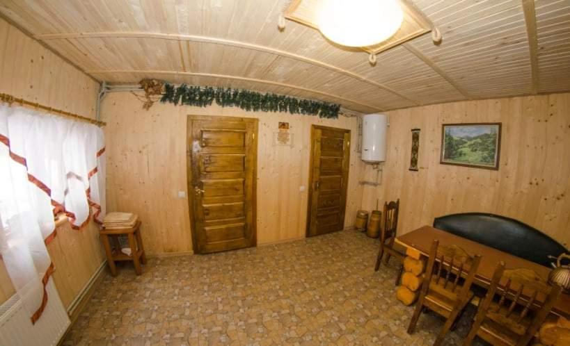 Gostynnyi Dvir U Marichky Hotell Lazeshchyna Exteriör bild
