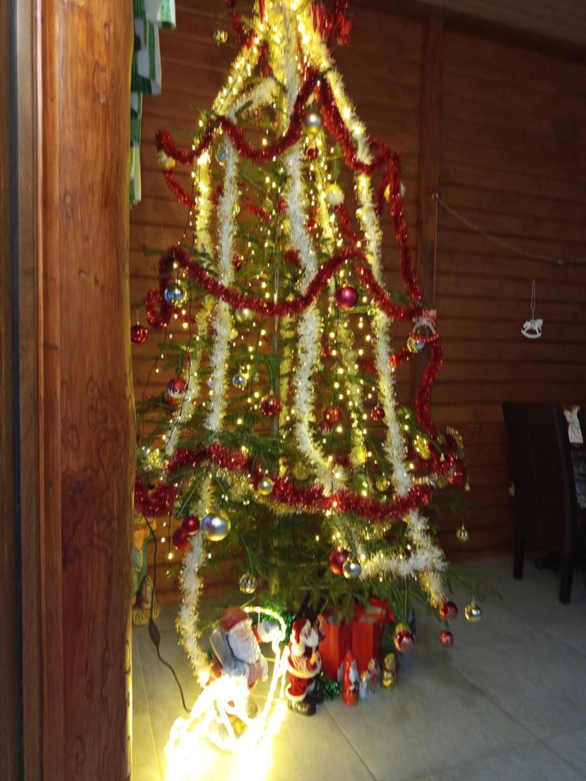 Gostynnyi Dvir U Marichky Hotell Lazeshchyna Exteriör bild
