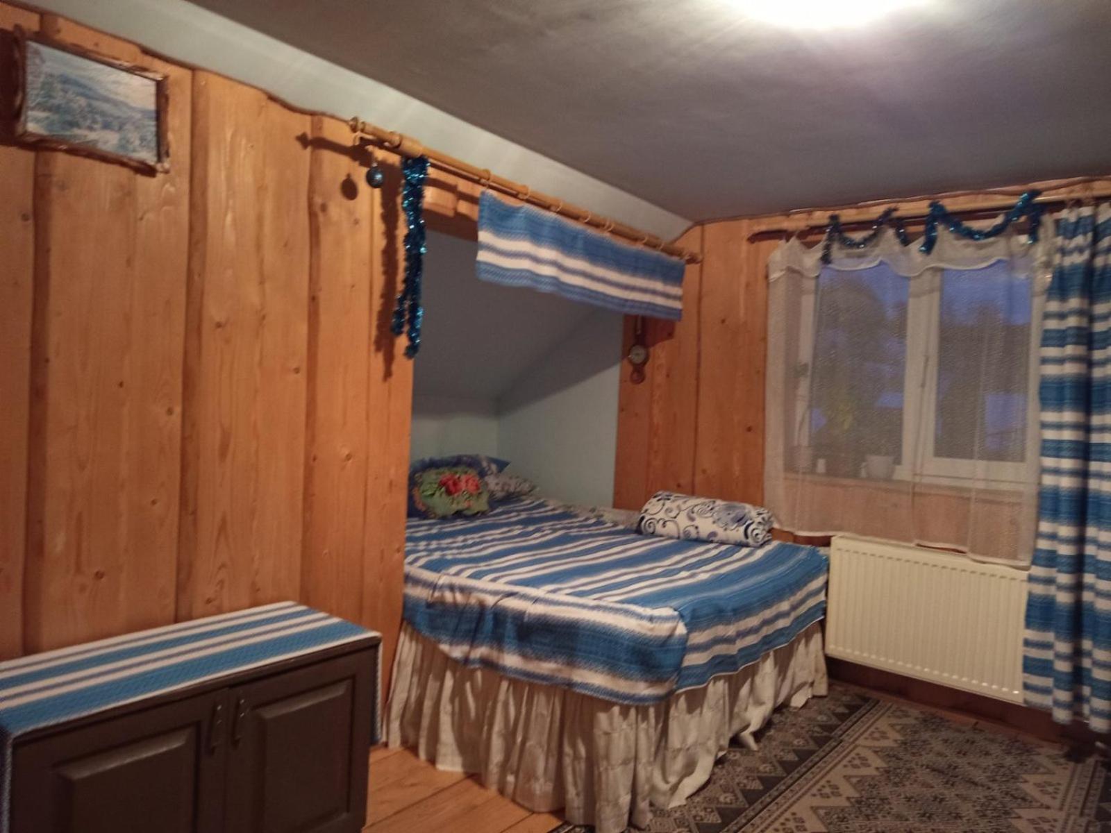 Gostynnyi Dvir U Marichky Hotell Lazeshchyna Exteriör bild