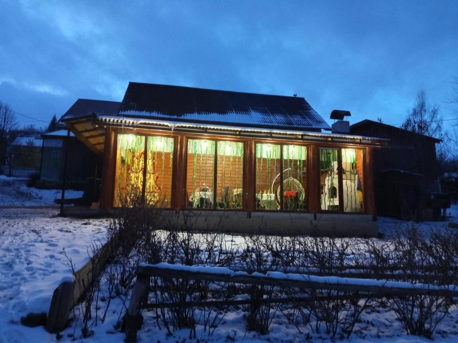 Gostynnyi Dvir U Marichky Hotell Lazeshchyna Exteriör bild