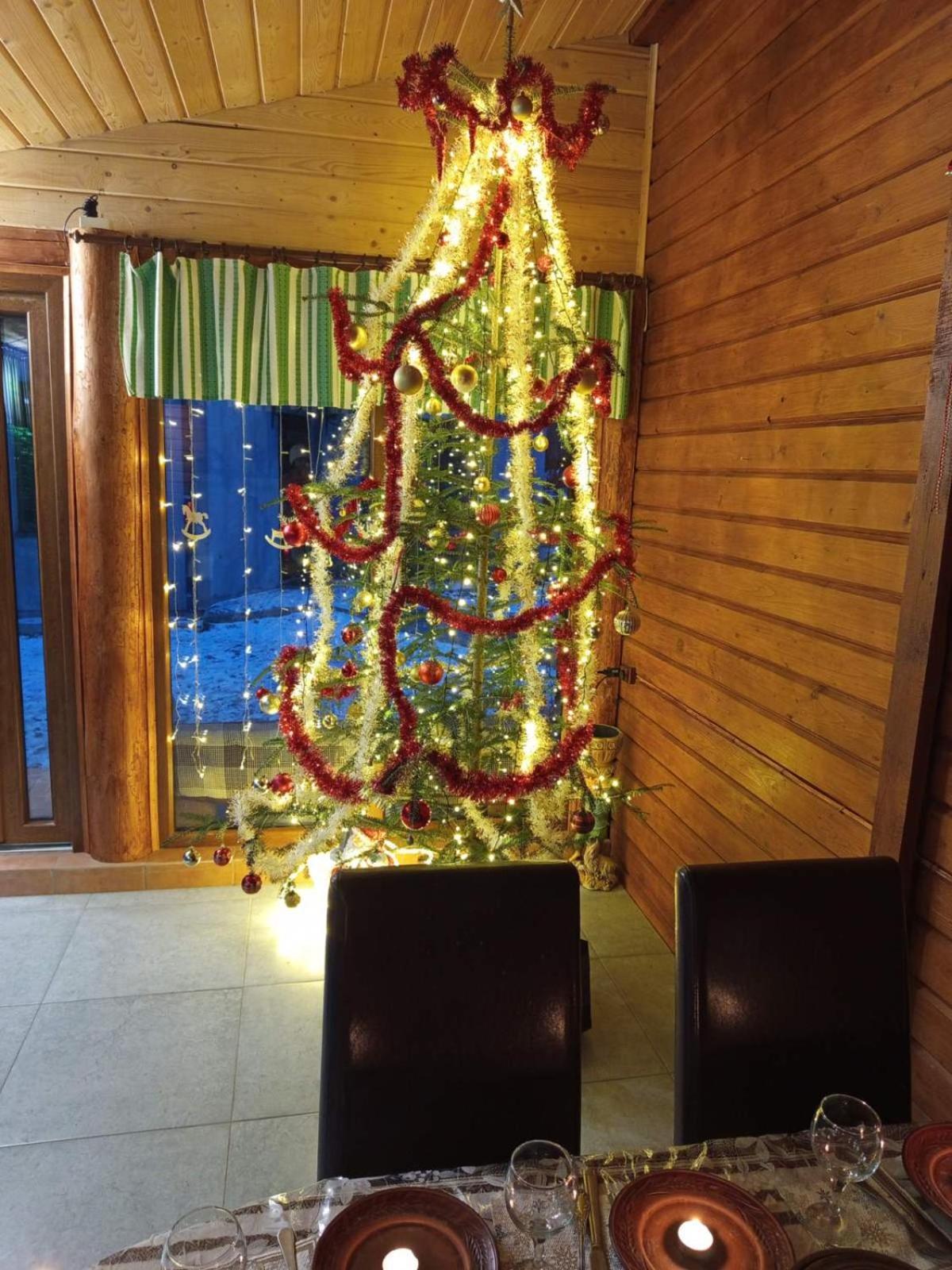 Gostynnyi Dvir U Marichky Hotell Lazeshchyna Exteriör bild